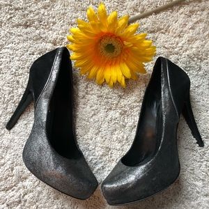 BCBG Black/Silver Pumps